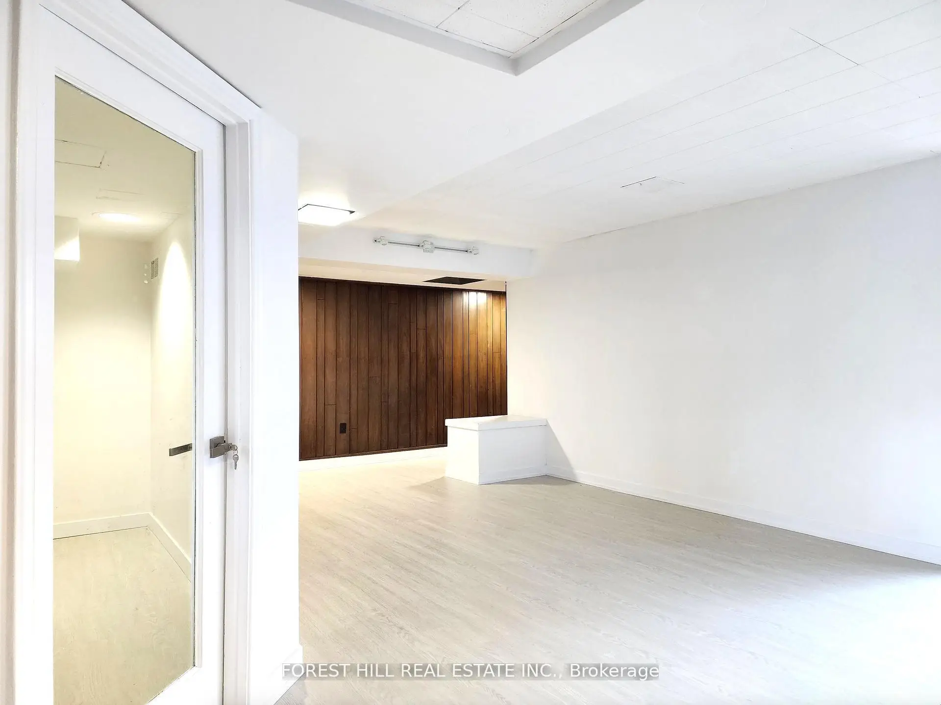 Commercial for lease