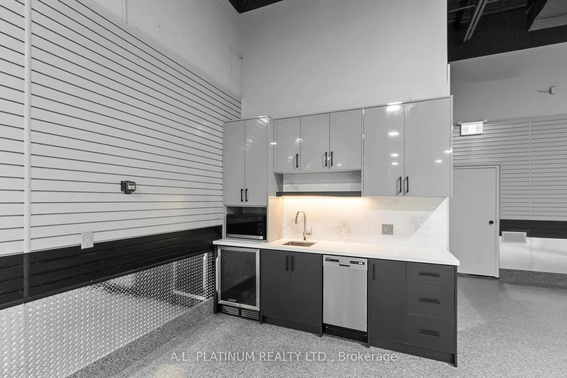 Commercial for lease