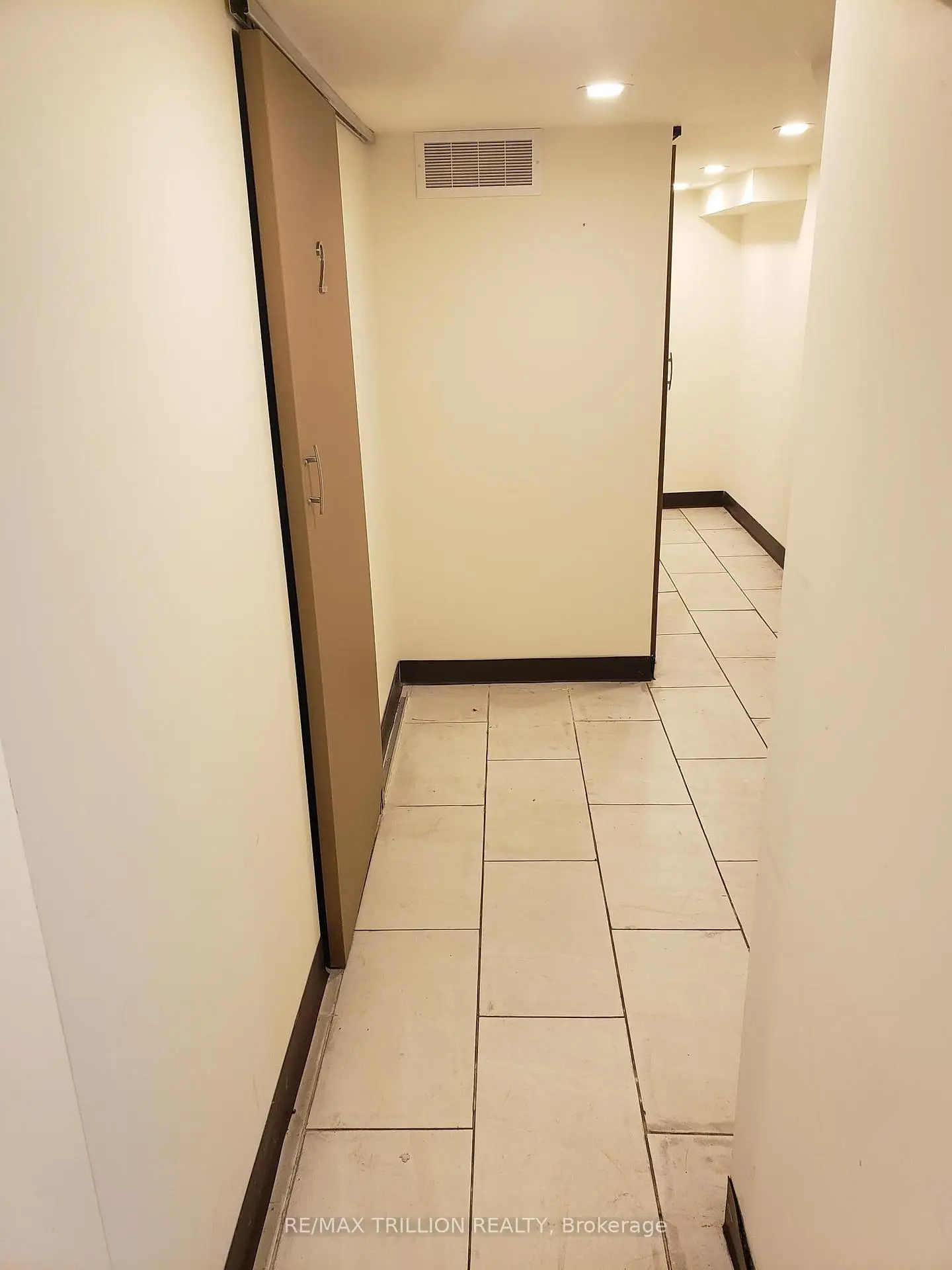 Commercial for lease