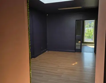 304-115 Danforth Aven