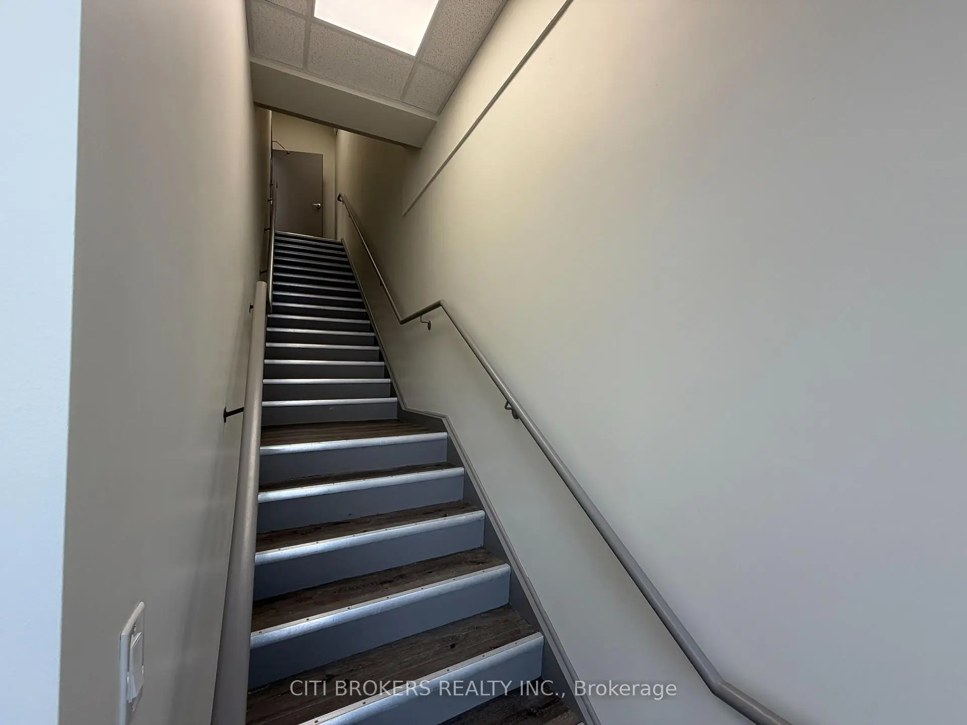 Commercial for lease