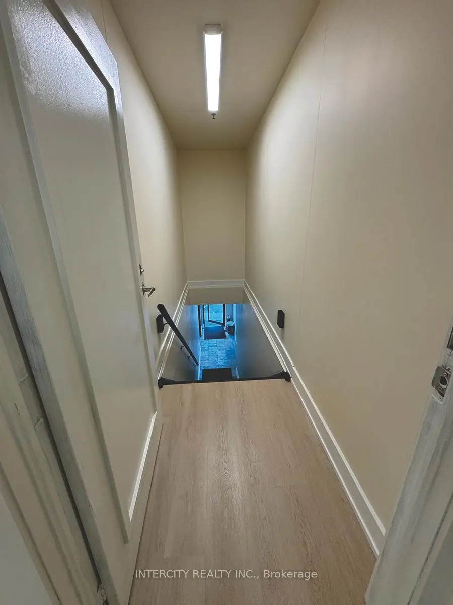 Commercial for lease
