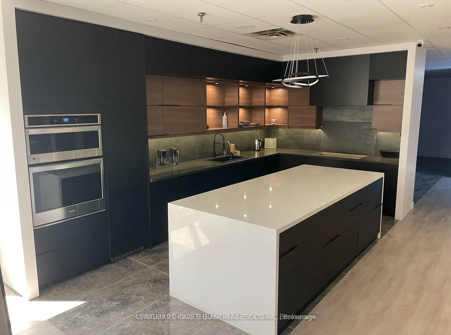 Commercial for lease