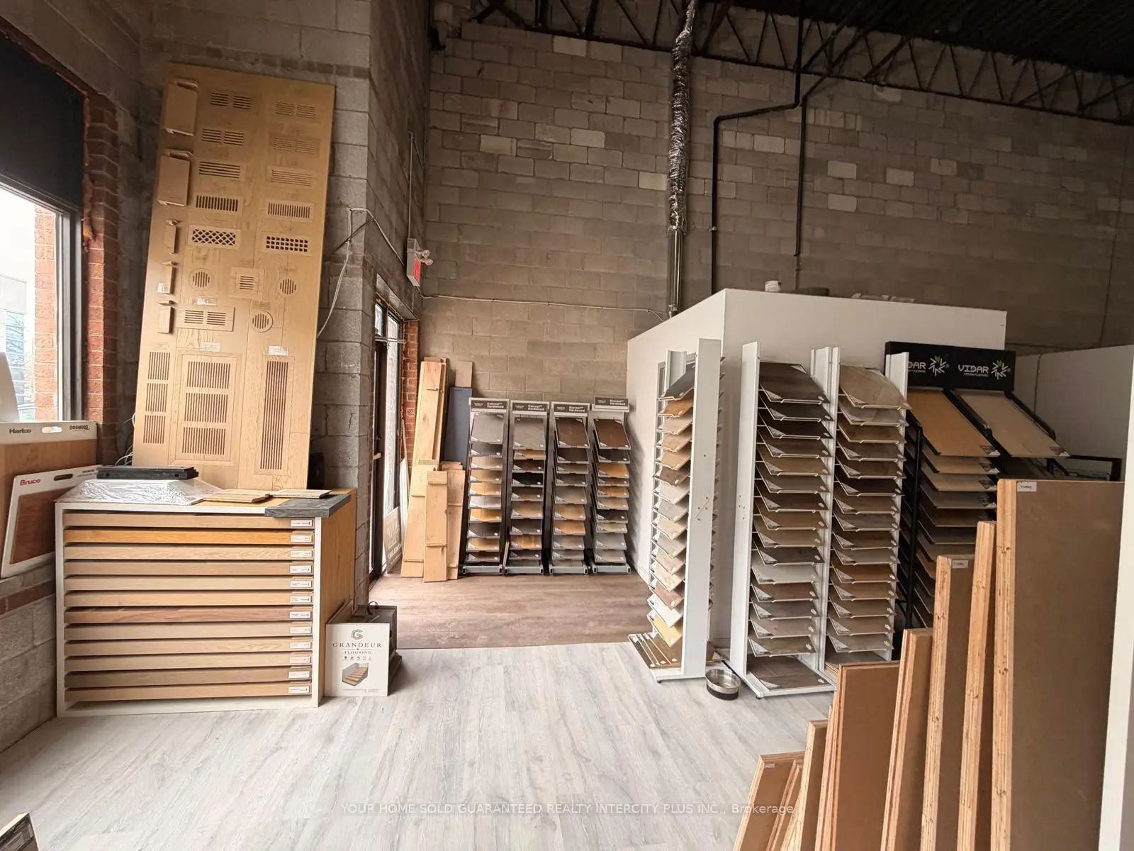 Commercial for lease