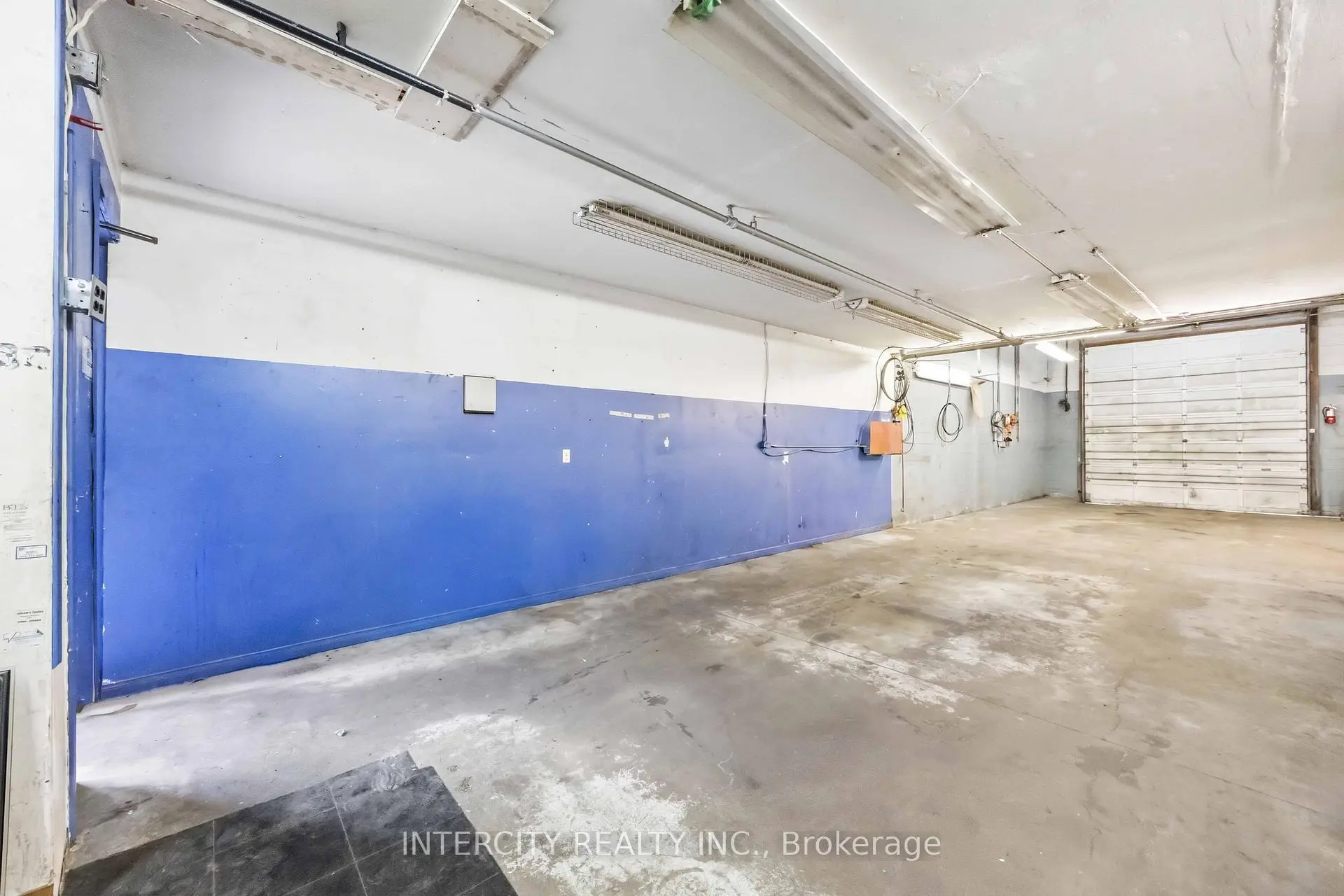 Commercial for lease