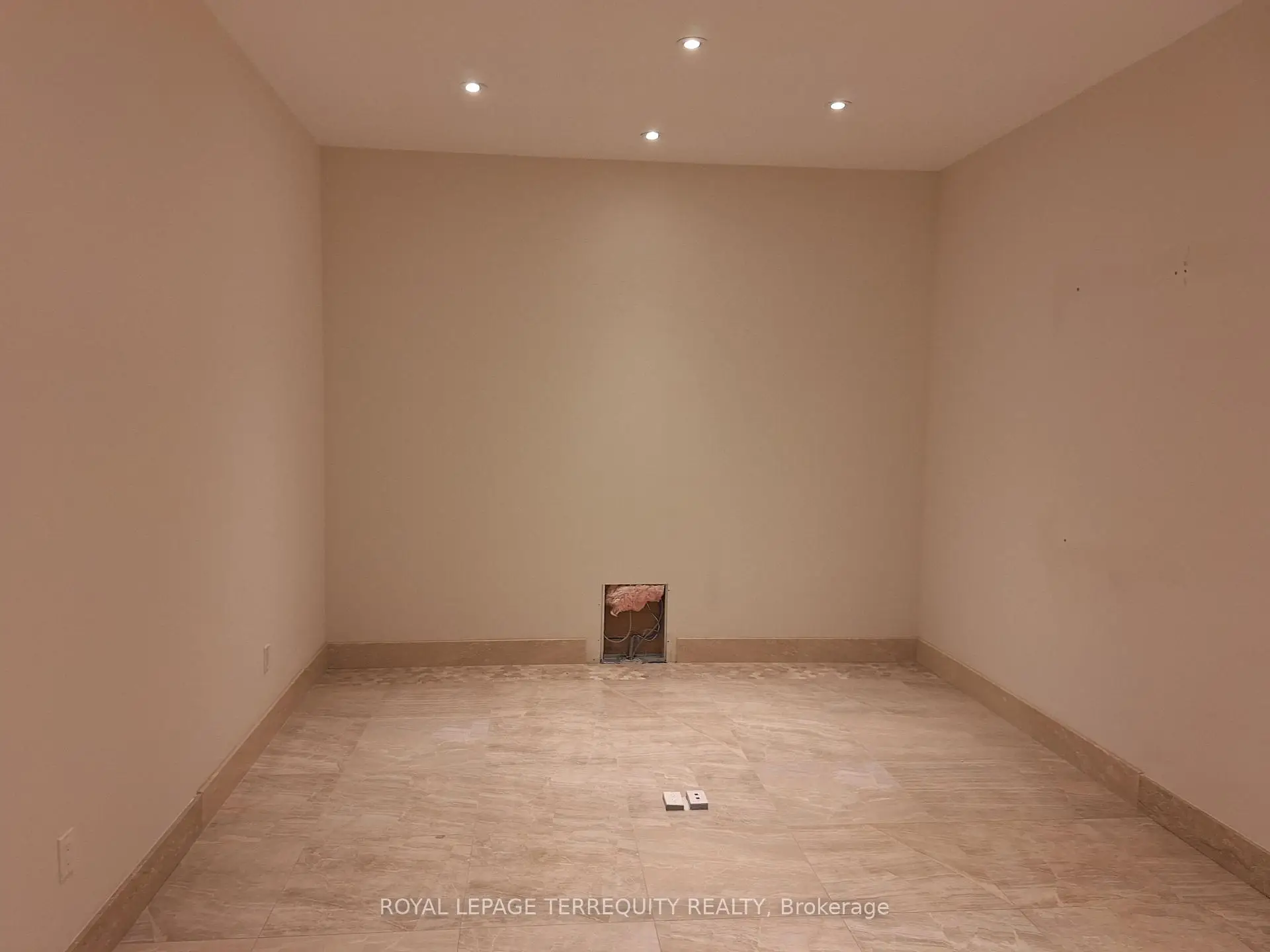 Commercial for lease