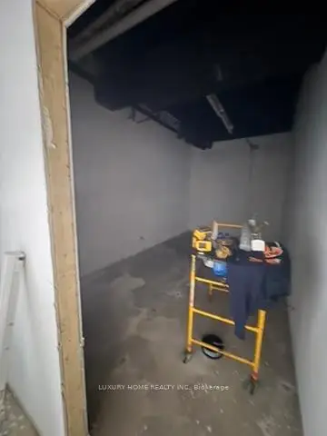 Commercial for lease