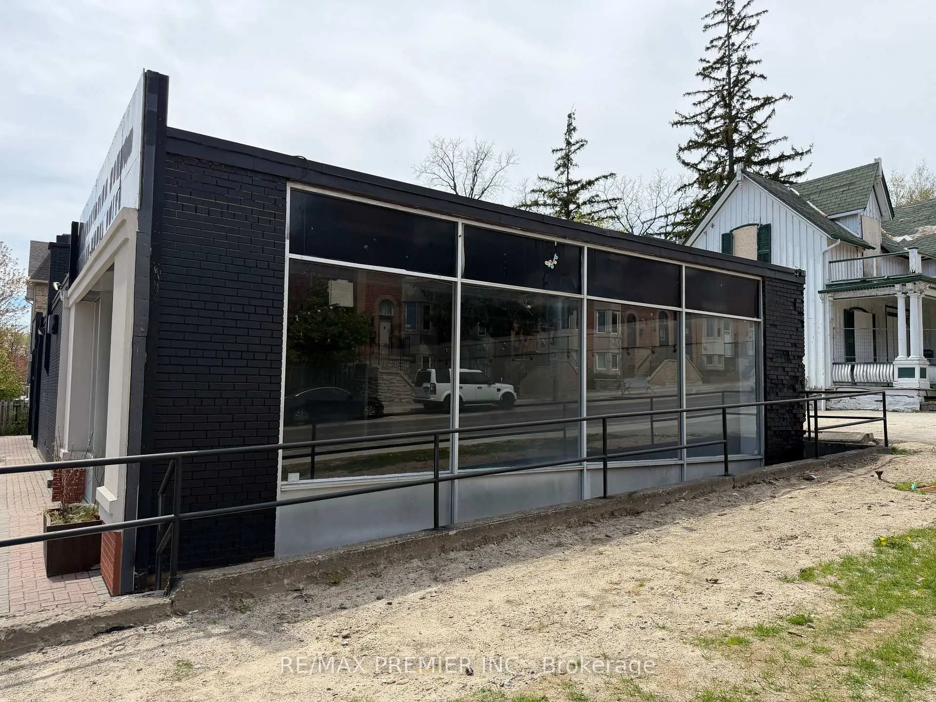 Commercial for lease