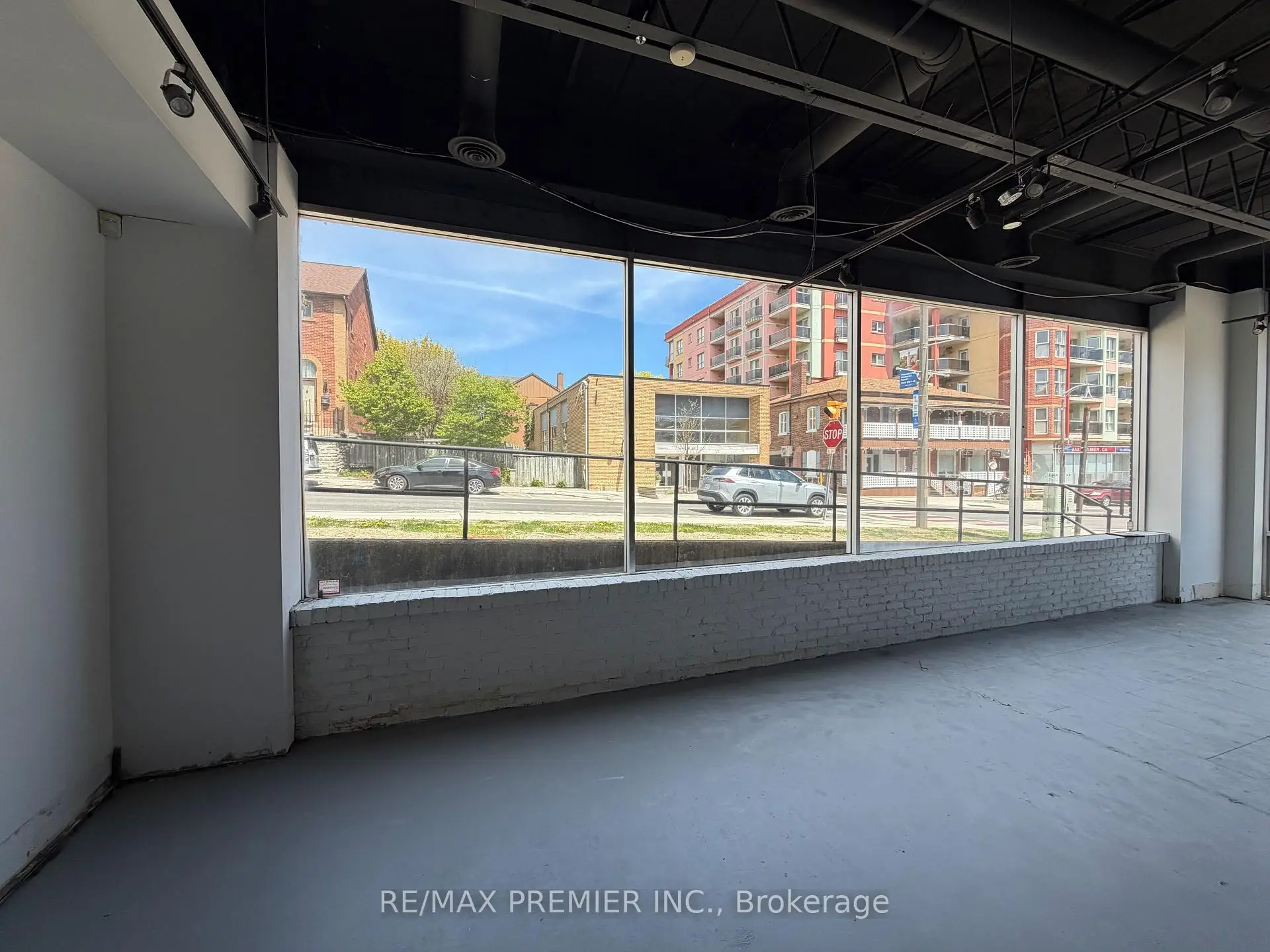 Commercial for lease