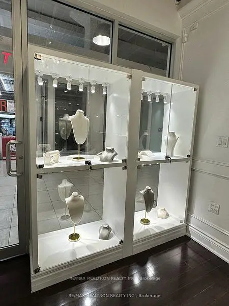 Commercial for lease