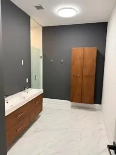 Commercial for lease
