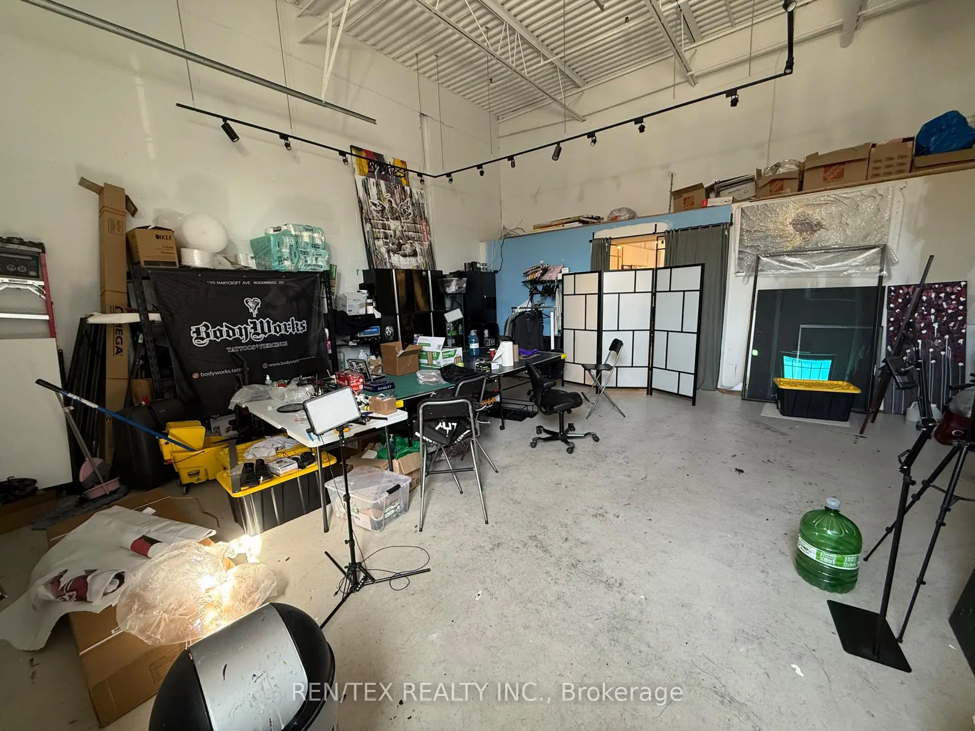 Commercial for lease