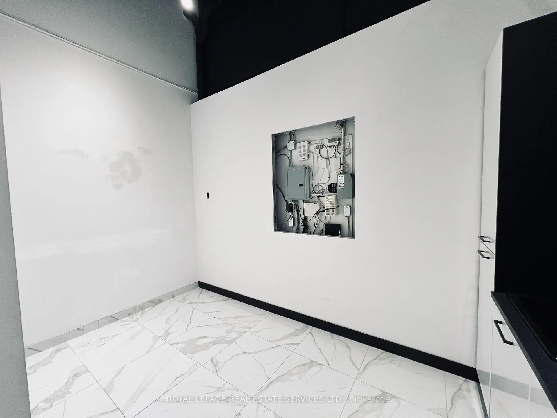 Commercial for lease