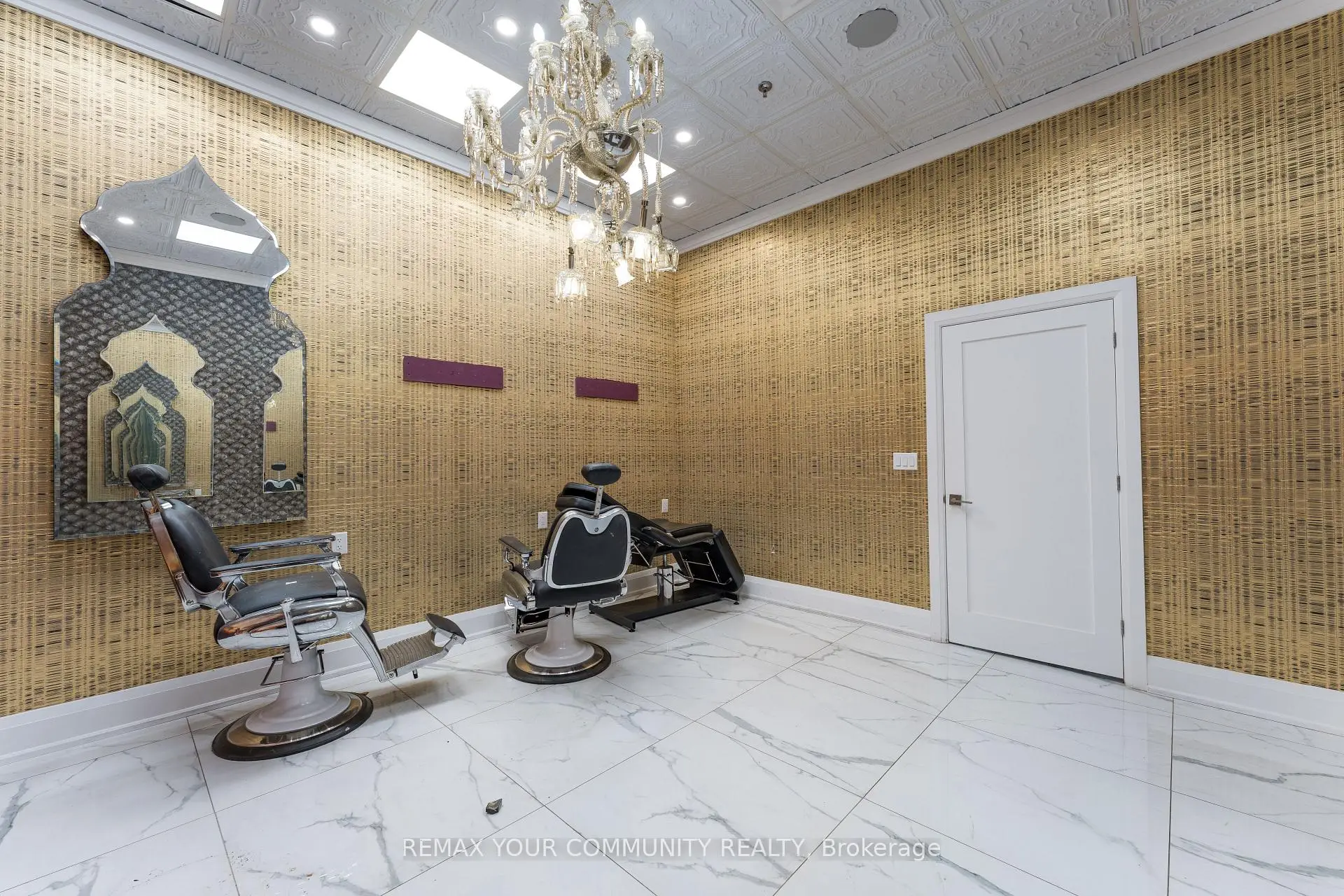 Commercial for lease