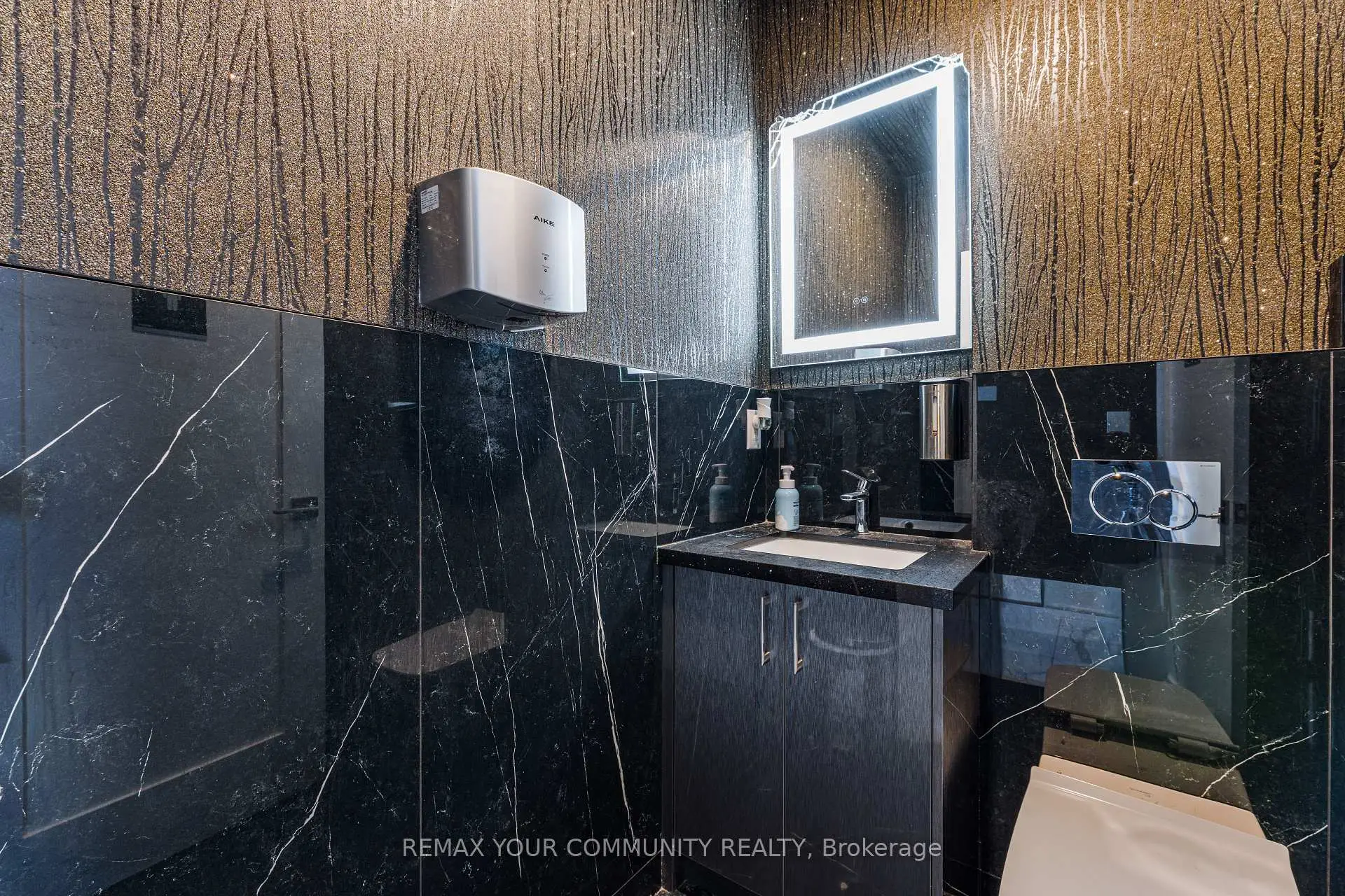 Commercial for lease