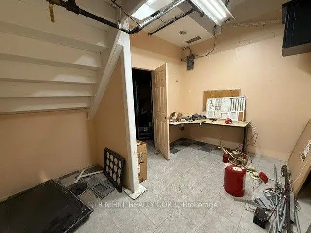 Commercial for lease