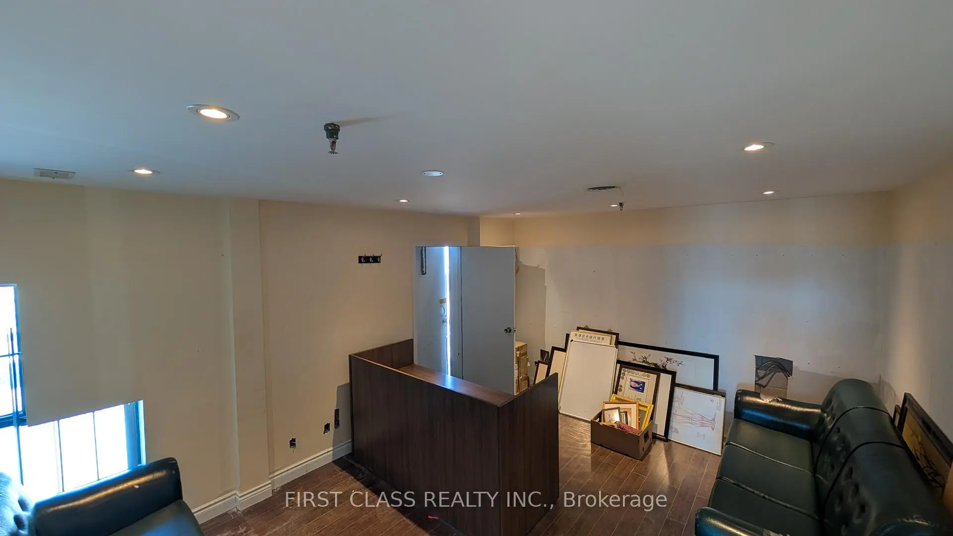Commercial for lease