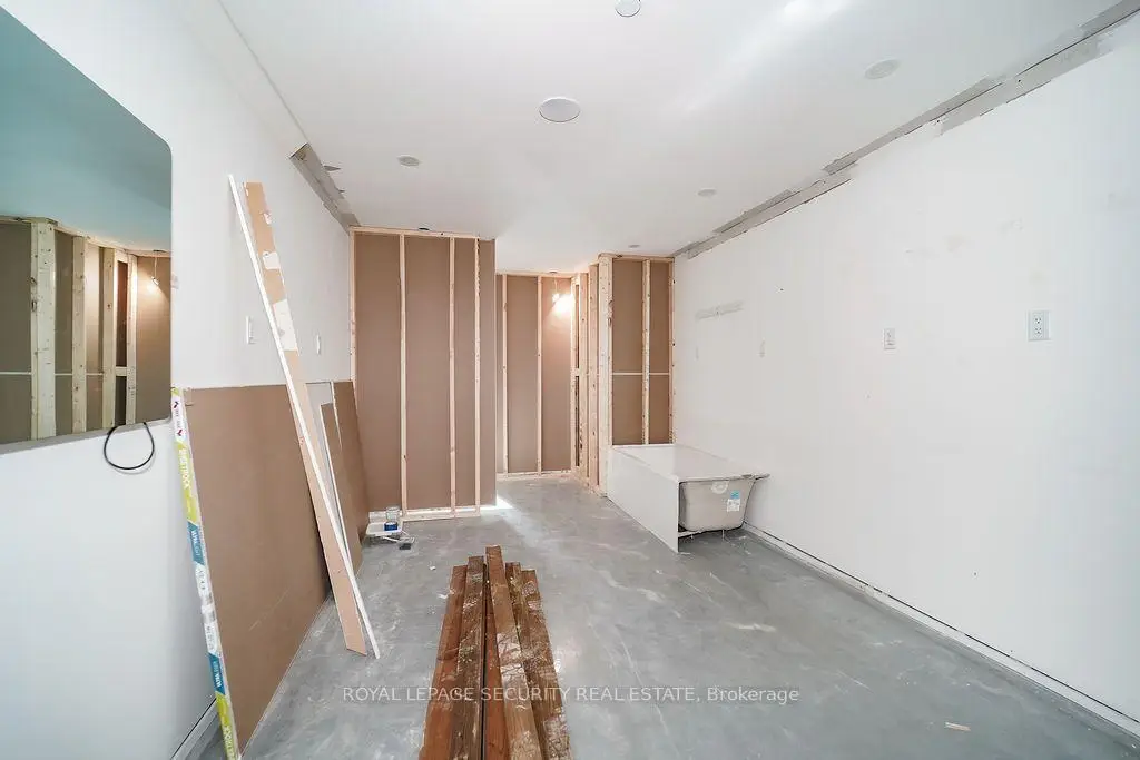 Commercial for lease