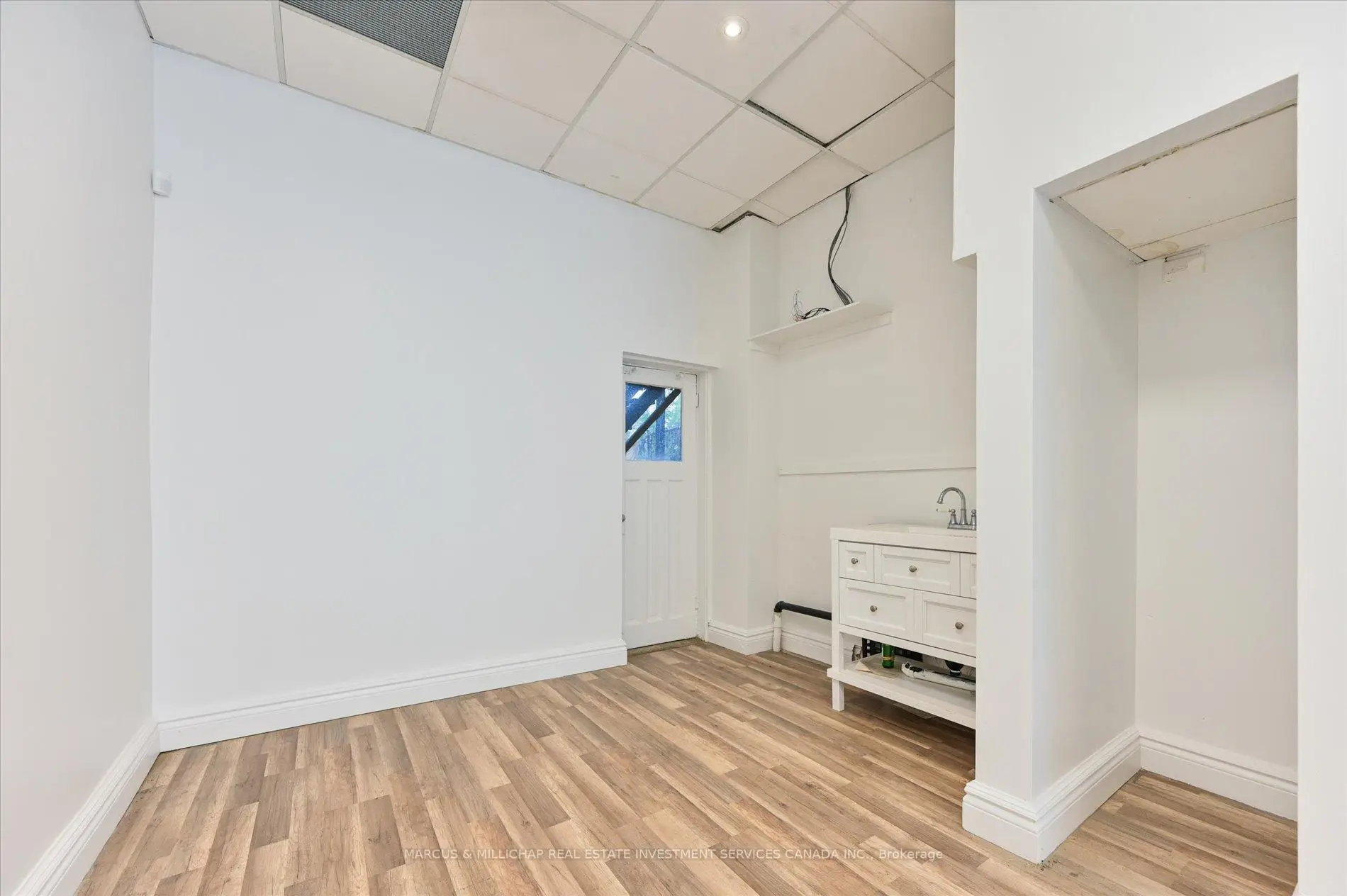 Commercial for lease