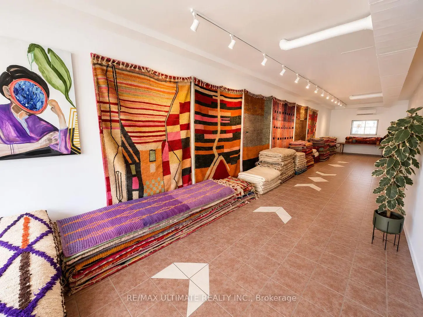 Commercial for lease