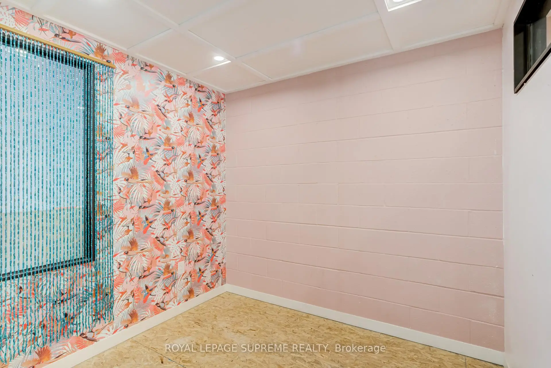 Commercial for lease