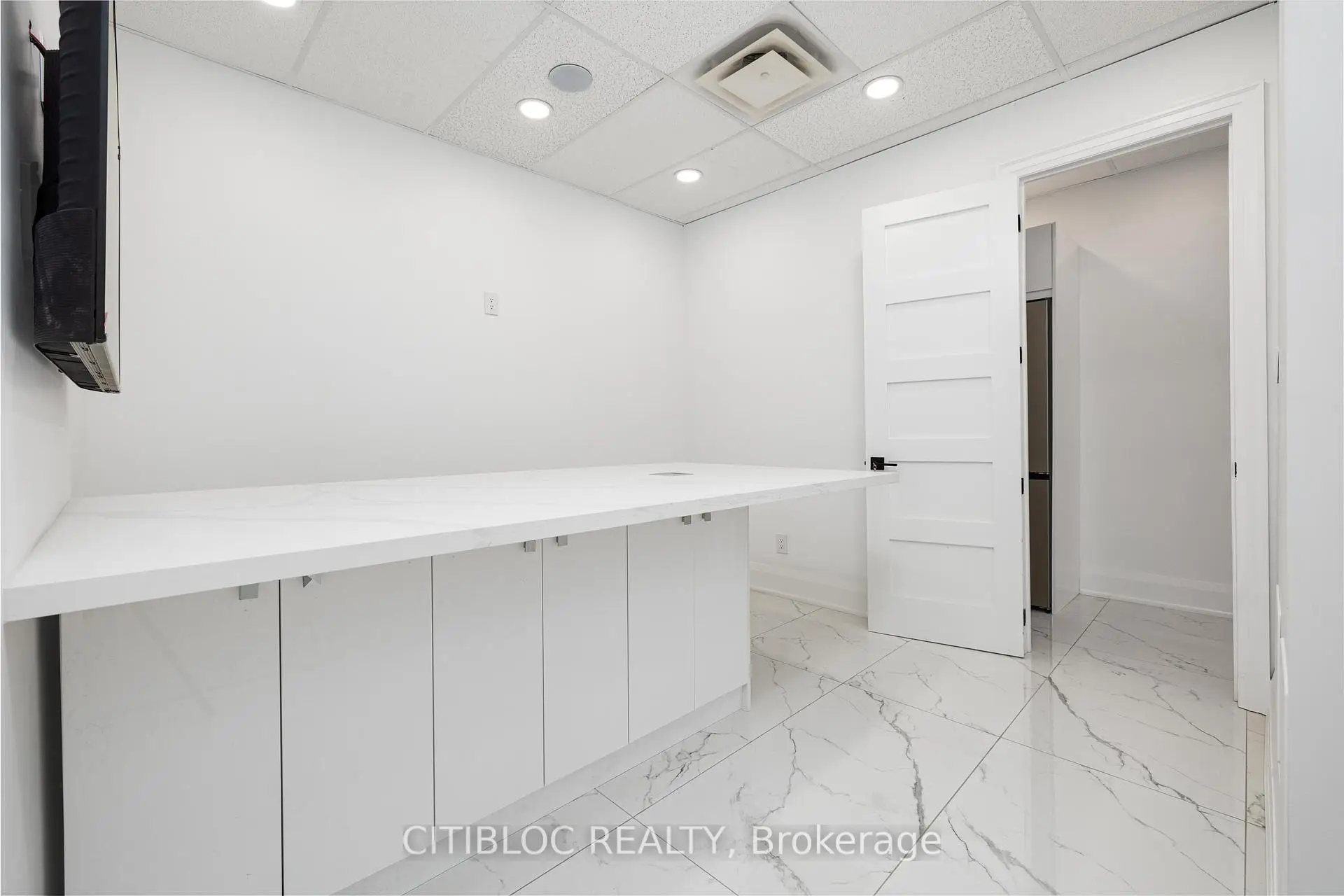 Commercial for lease