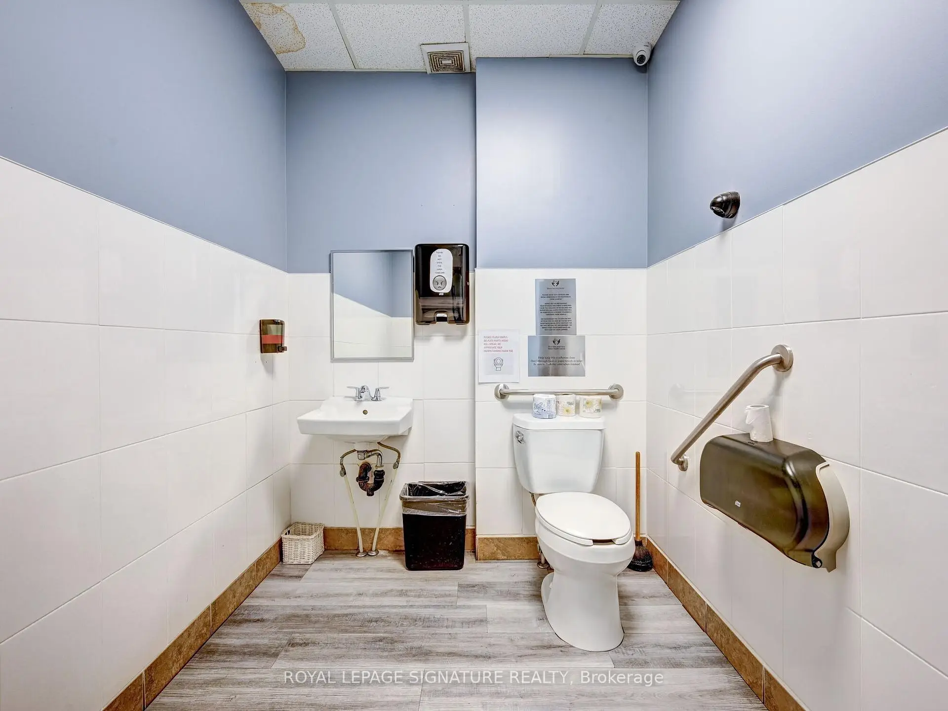 Commercial for lease