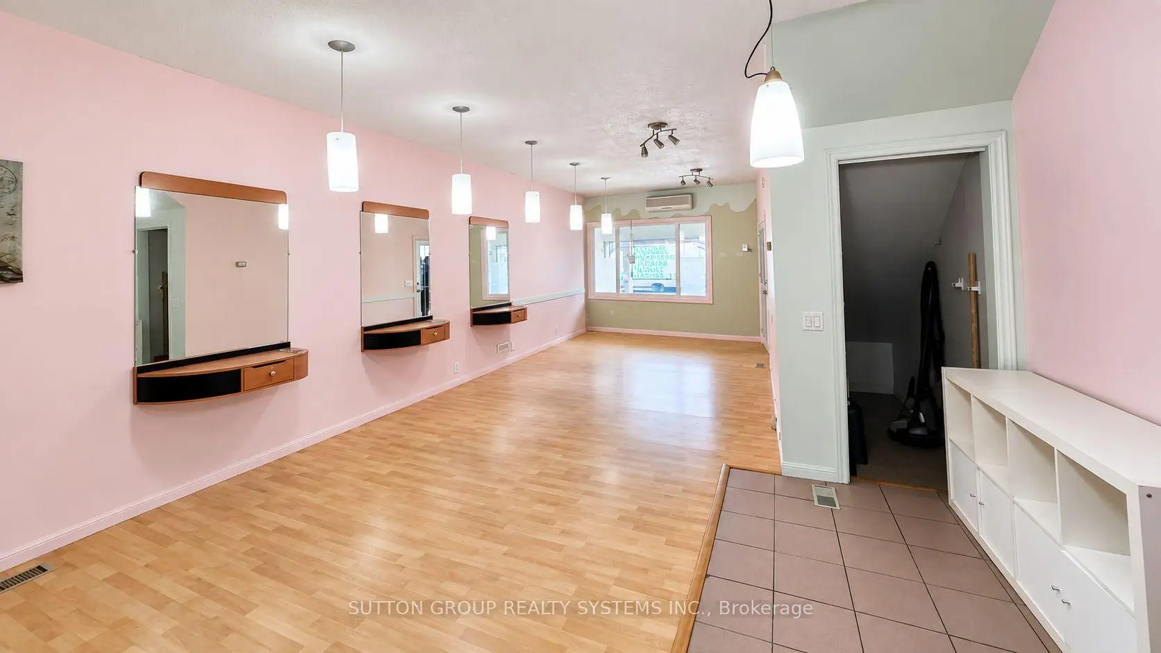 Commercial for lease