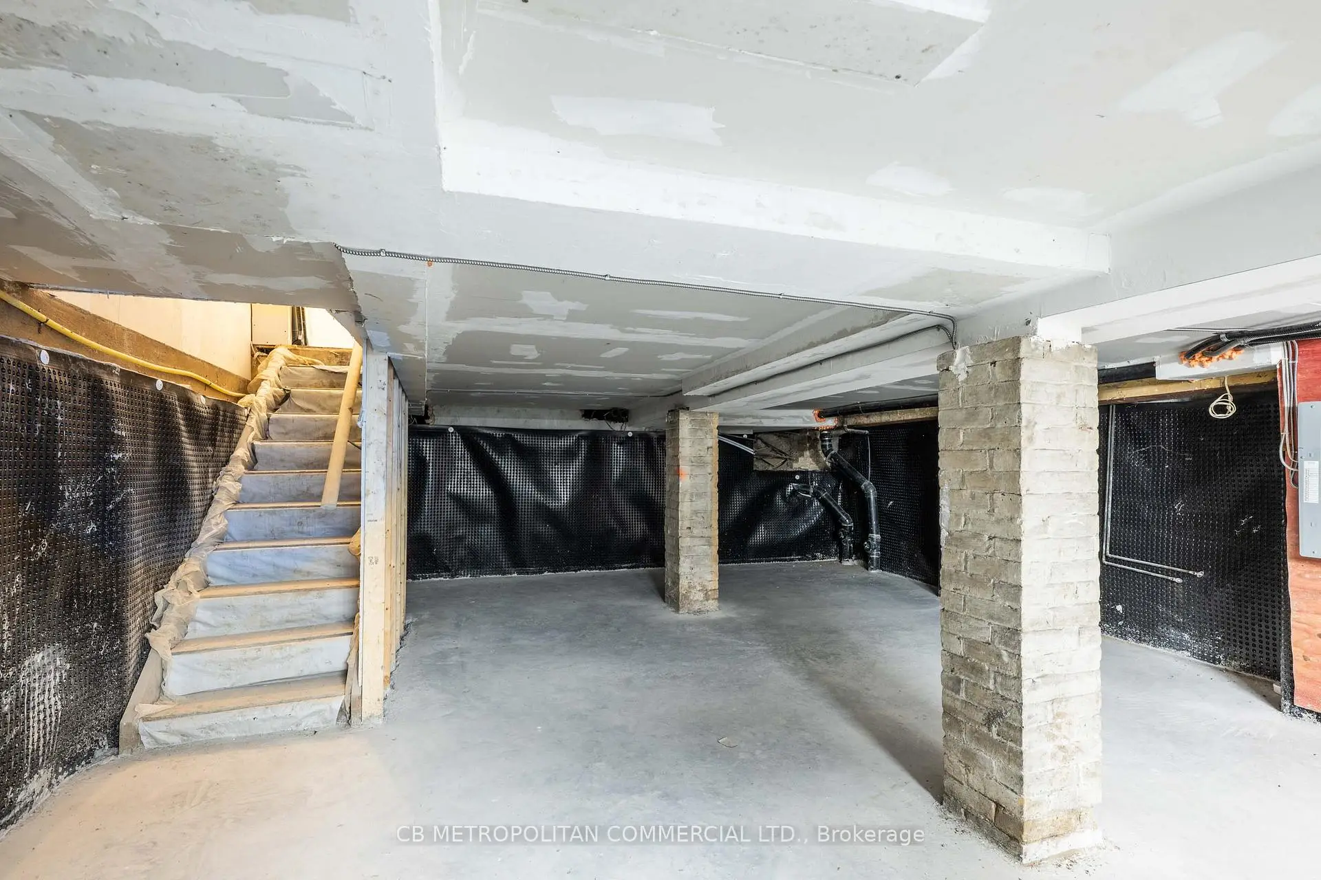Commercial for lease