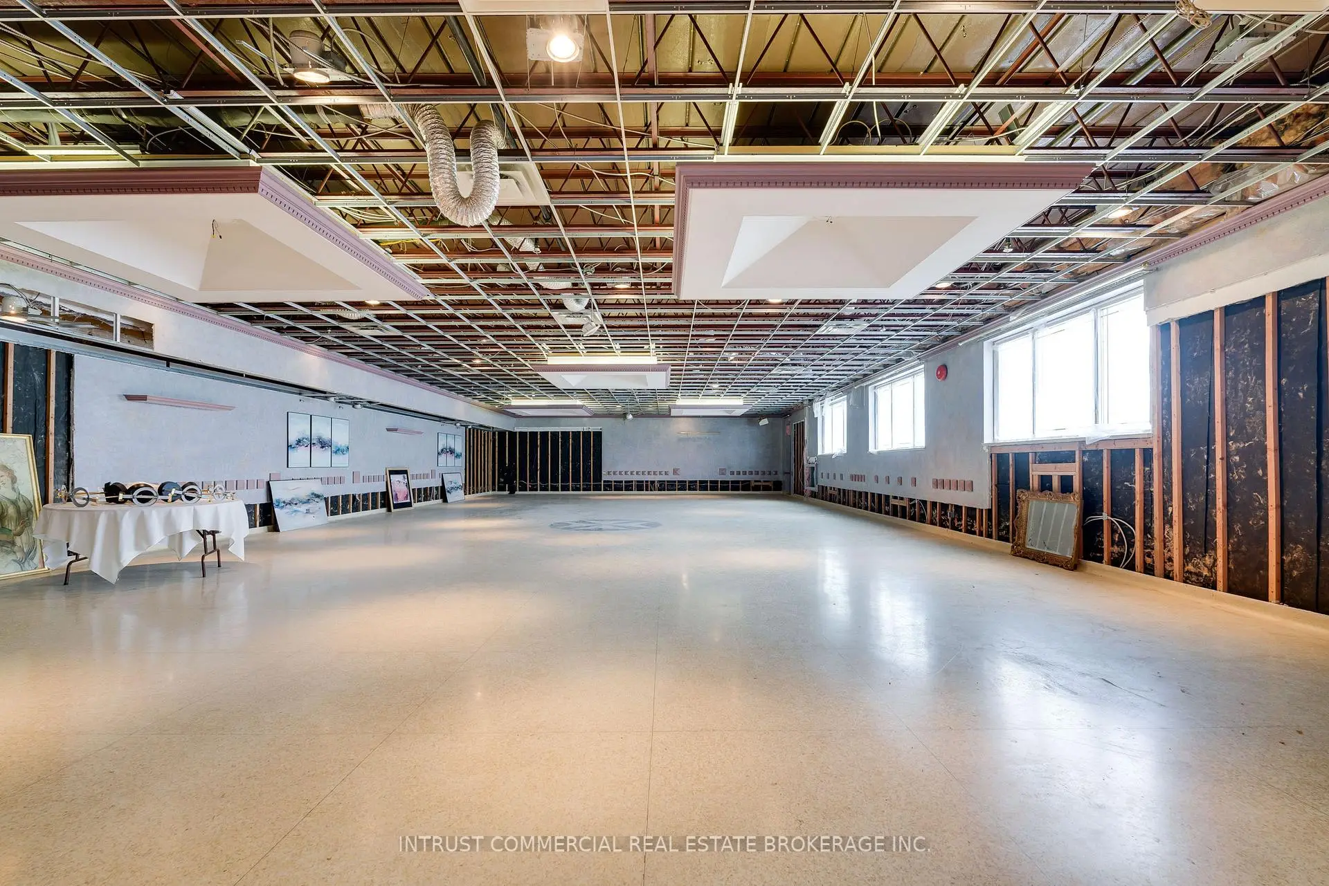 Commercial for lease