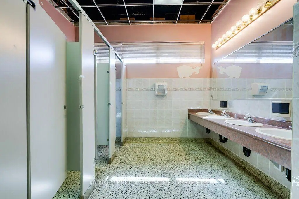 Commercial for lease