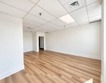 205-4544 Dufferin Stre